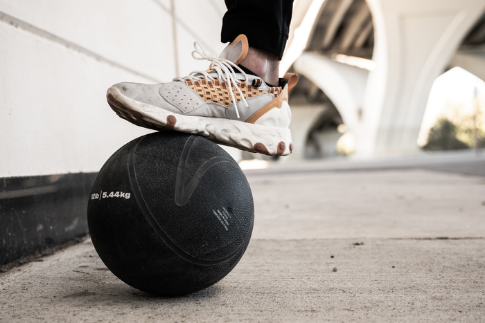 Are Medicine Balls A Good Tool For An Effective Workout?
