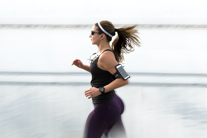 What’s The Best Way To Carry Your Phone On A Run?